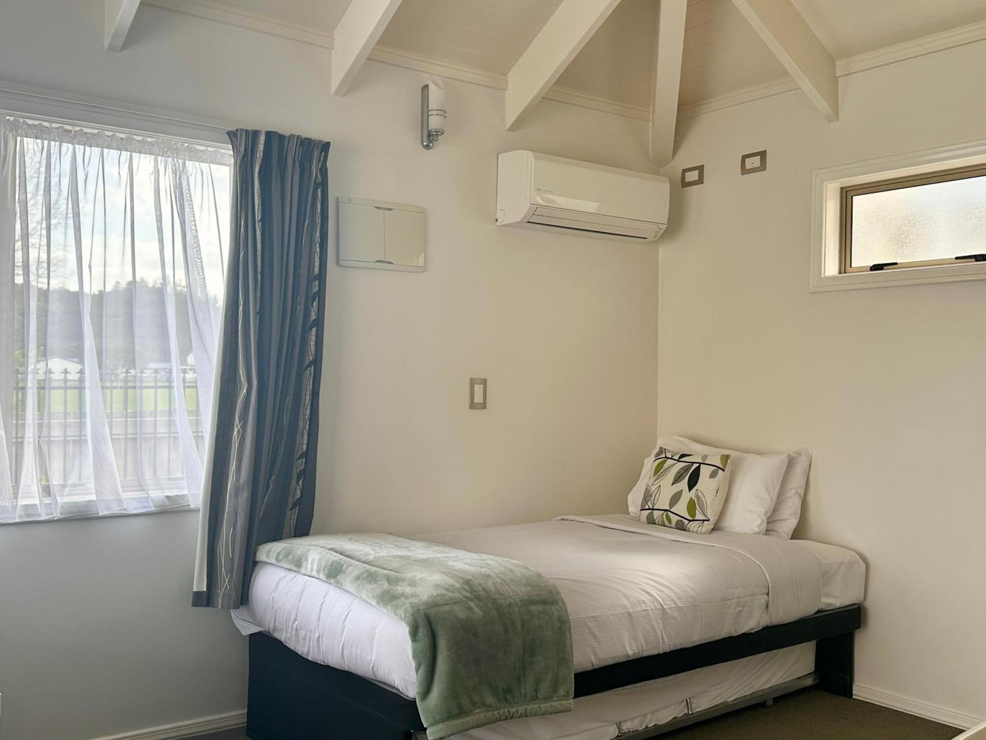 The Olive Motel Coromandel Buitenkant foto