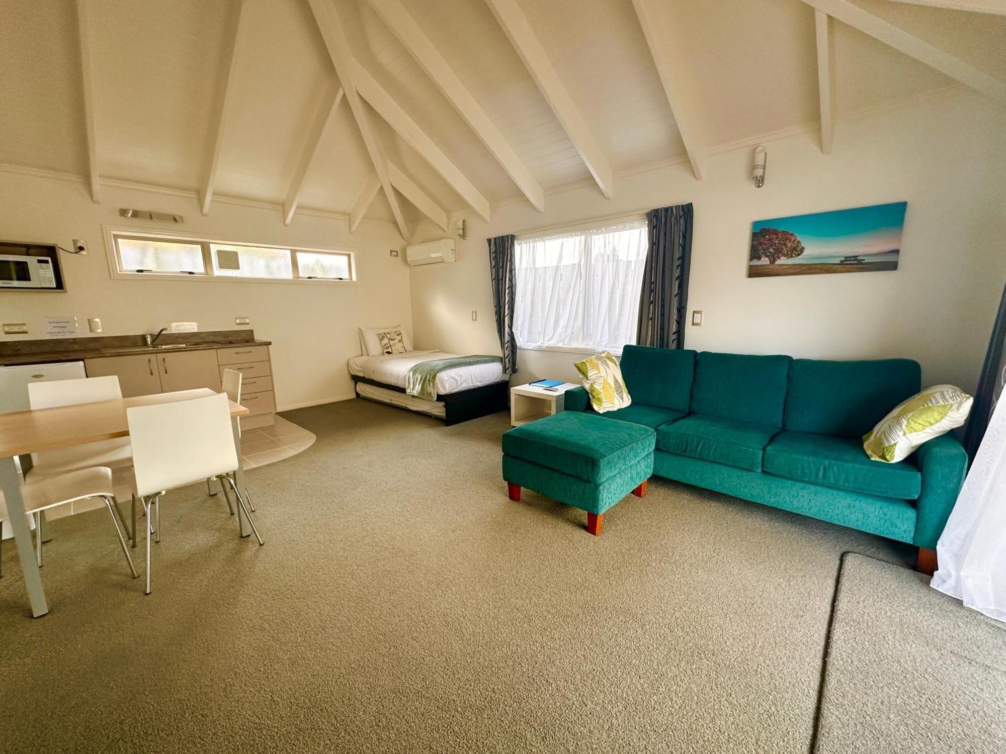 The Olive Motel Coromandel Buitenkant foto