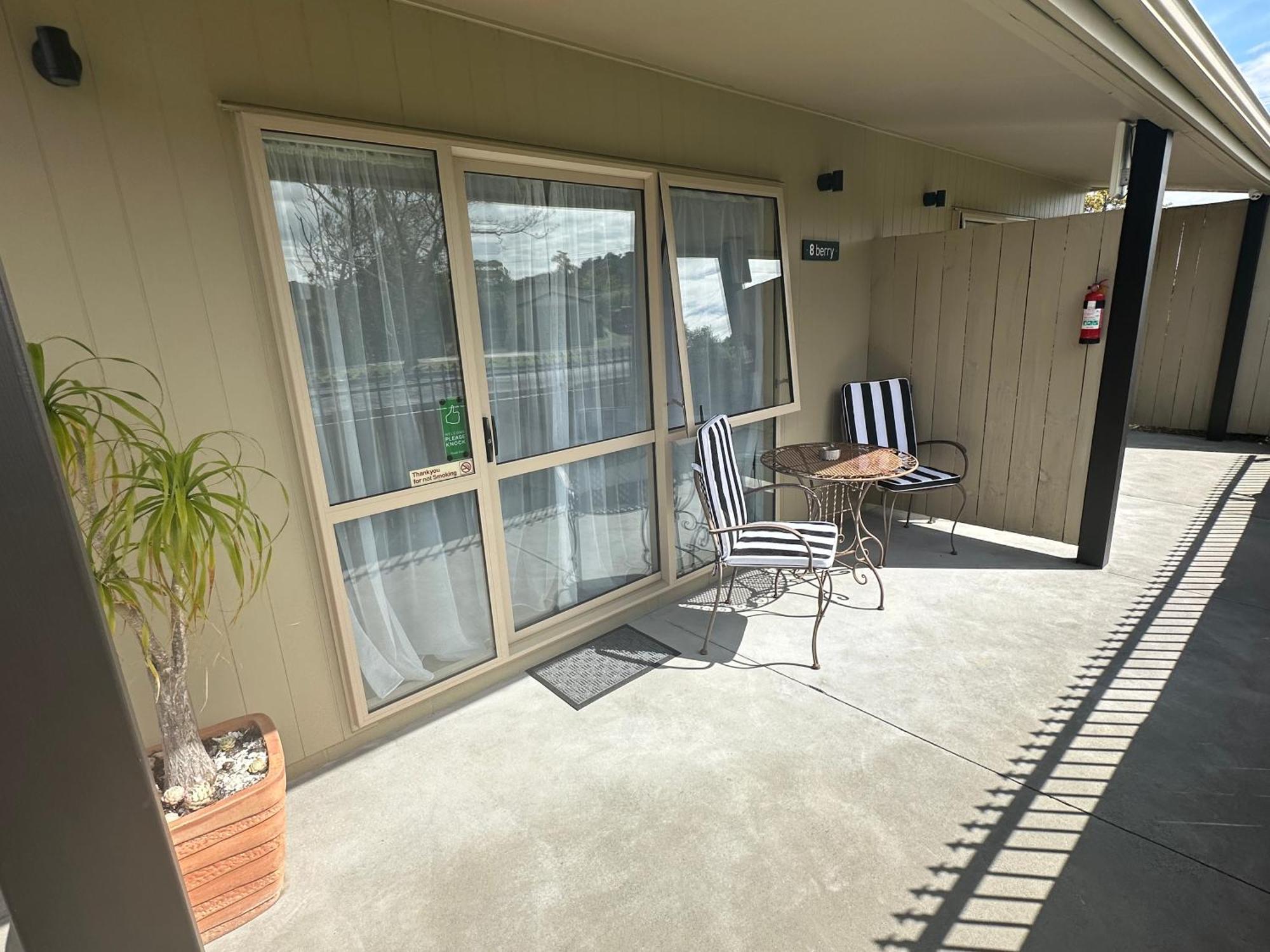 The Olive Motel Coromandel Buitenkant foto